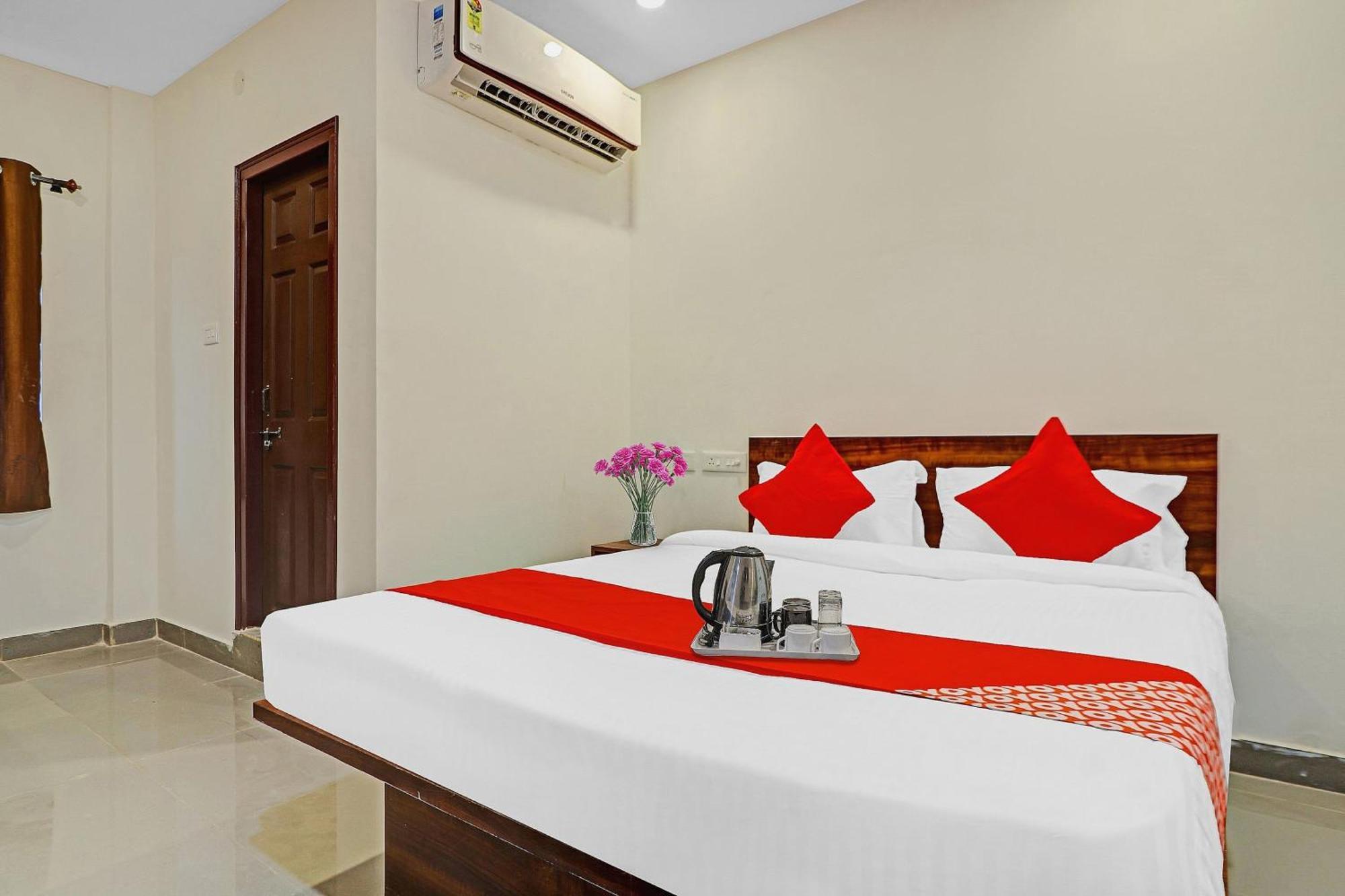 Hotel O Night Eye Hyderabad Eksteriør bilde