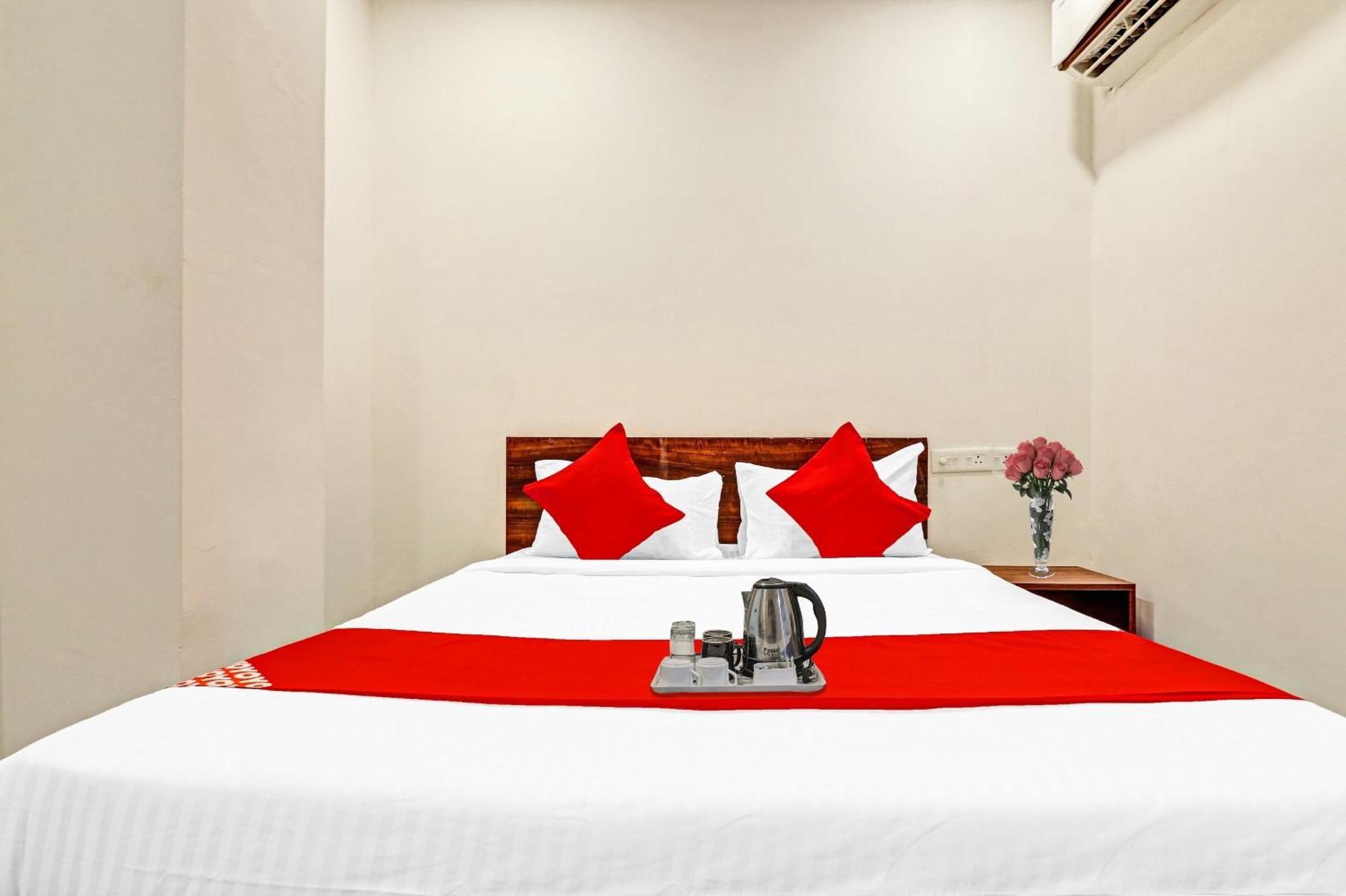 Hotel O Night Eye Hyderabad Eksteriør bilde
