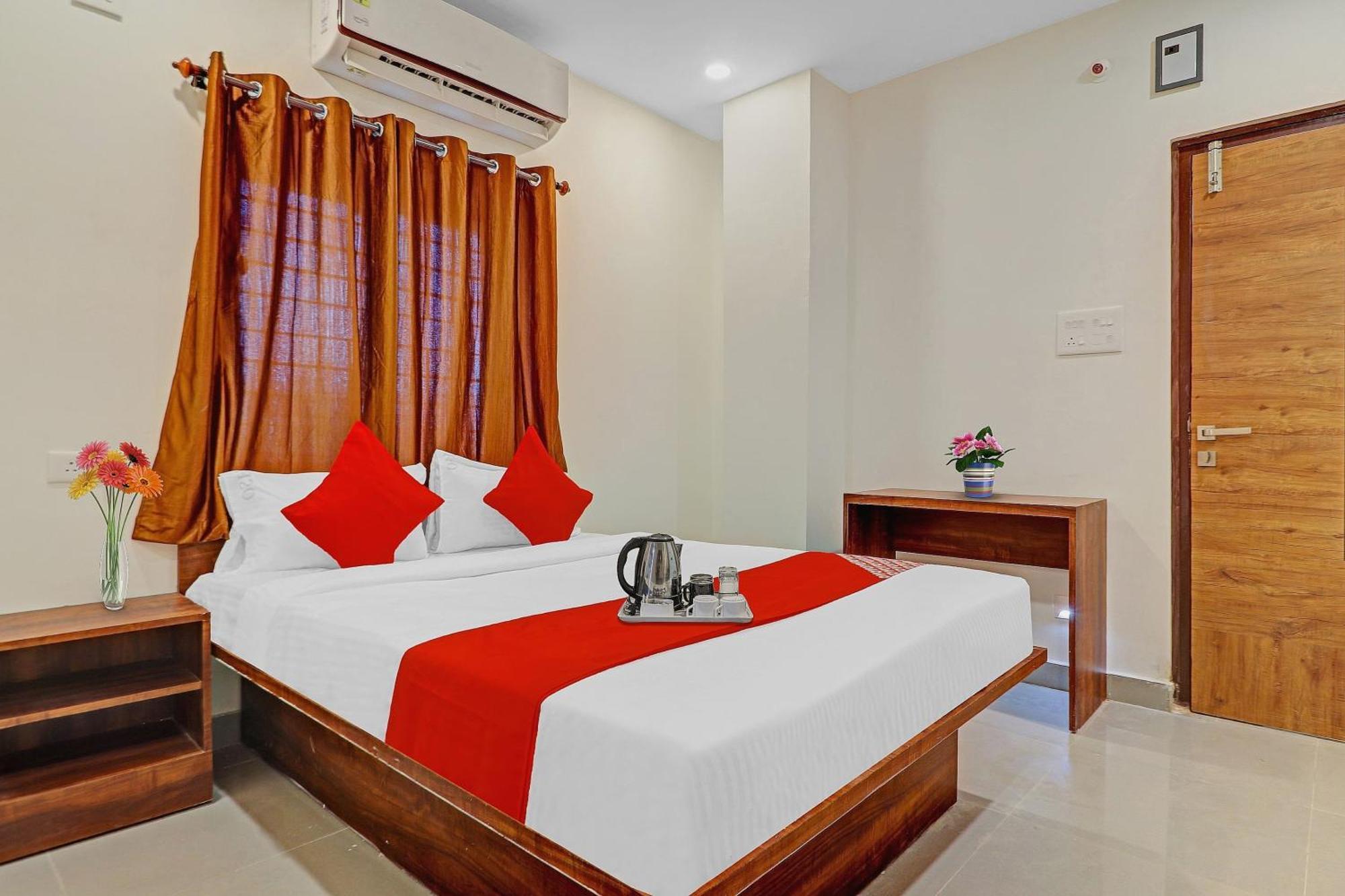 Hotel O Night Eye Hyderabad Eksteriør bilde
